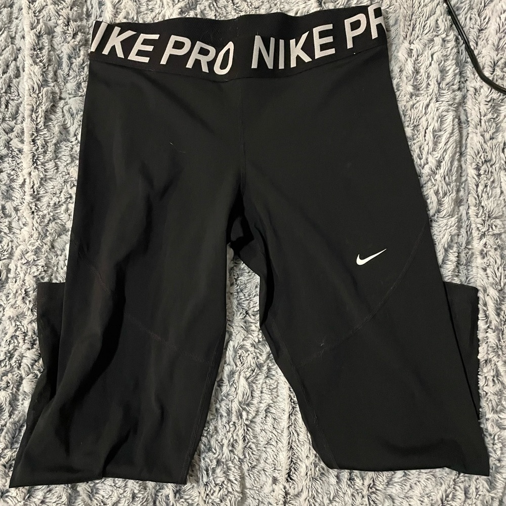 Nike pro capris, size XL, very good condition
